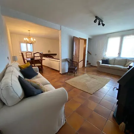 Cal Bisbe Holiday home