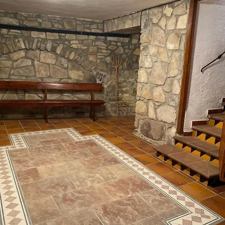 Cal Bisbe Holiday home Segura (Catalonia)